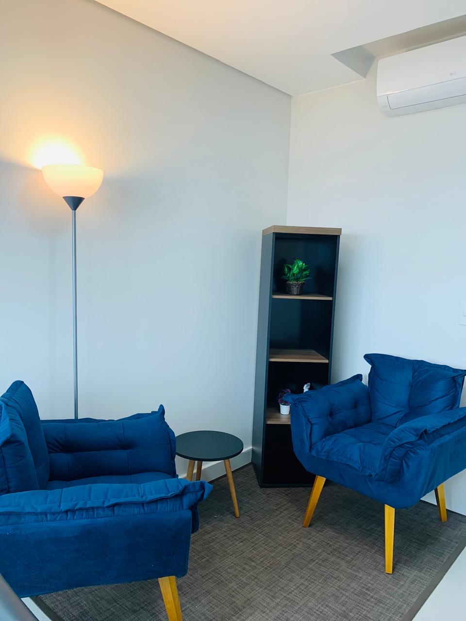 Sala Executiva moderna e equipada no coworking High Business Franca
