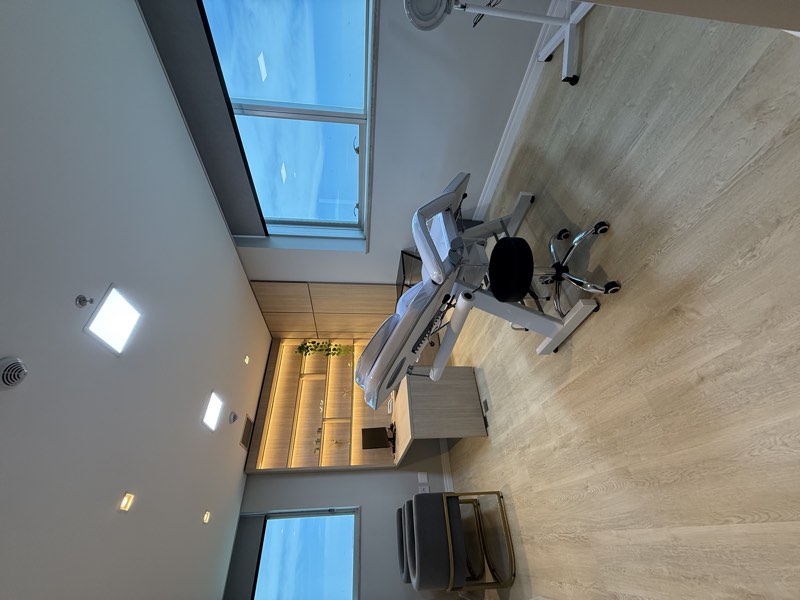 Sala 06 com Maca - Smart Rooms Ribeirão Shopping